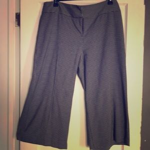 High waisted black and white checkered crop pants